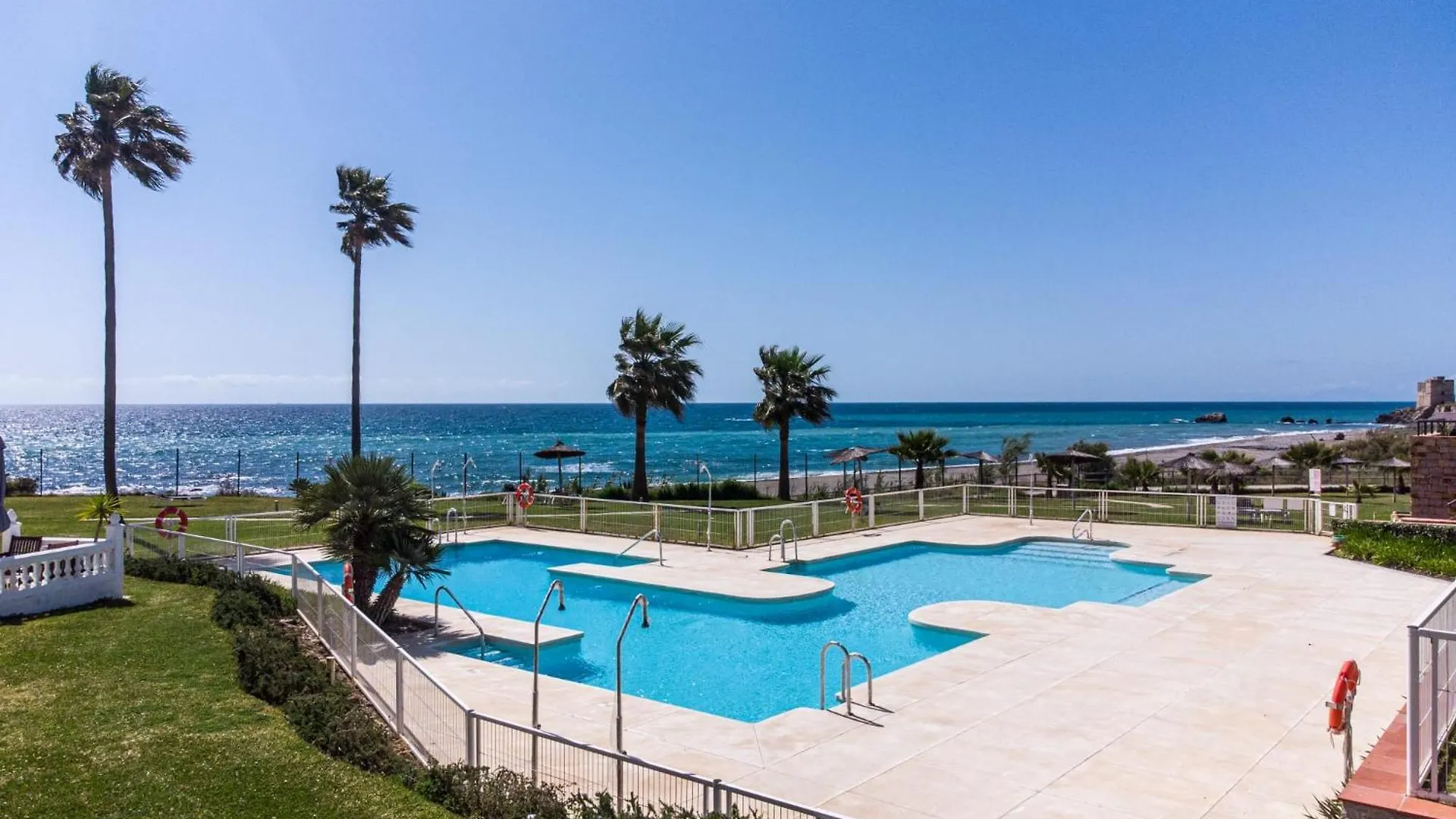 Appartement Apartamento Duplex En Primera Linea De Playa Casares